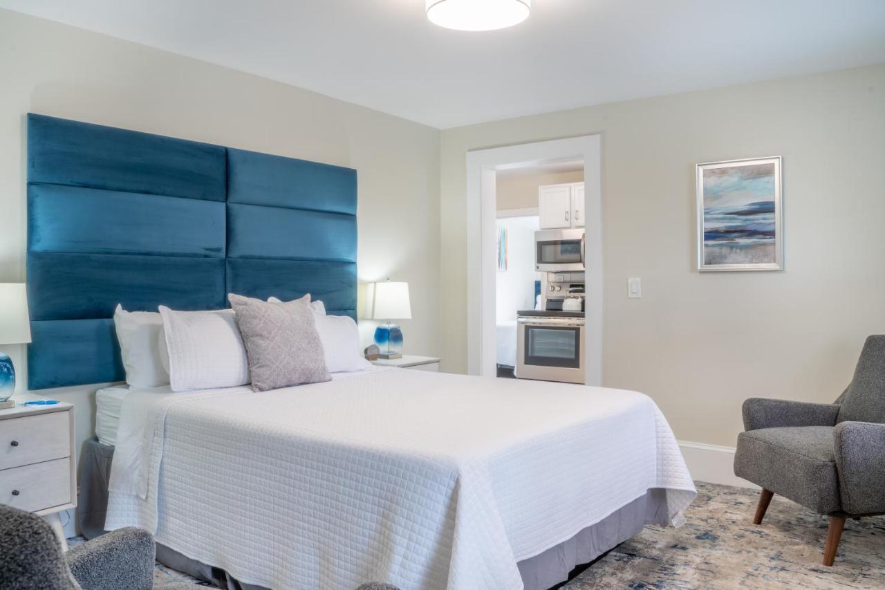 935 Ocean, A Beachside Inn Хэмптон Экстерьер фото