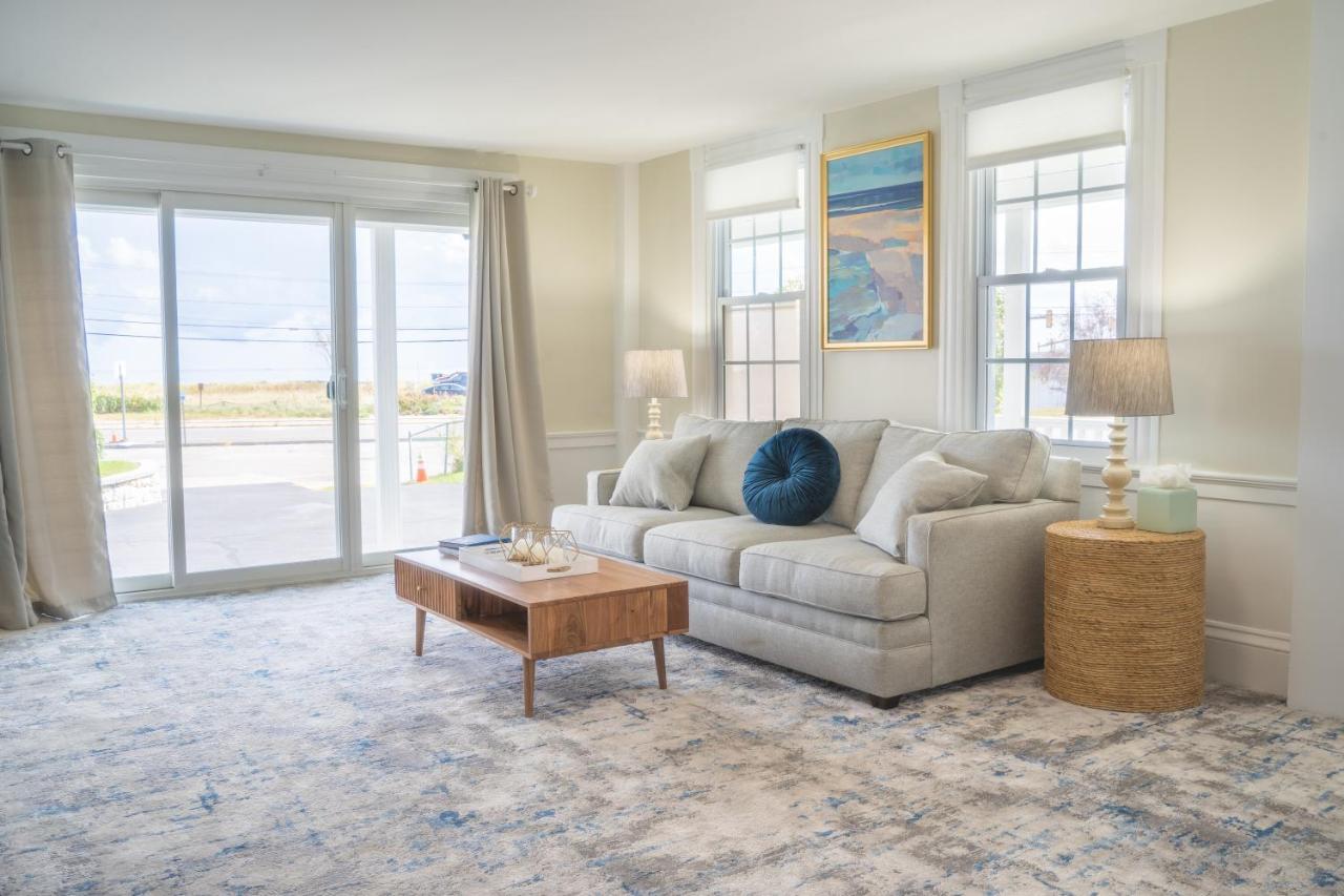 935 Ocean, A Beachside Inn Хэмптон Экстерьер фото