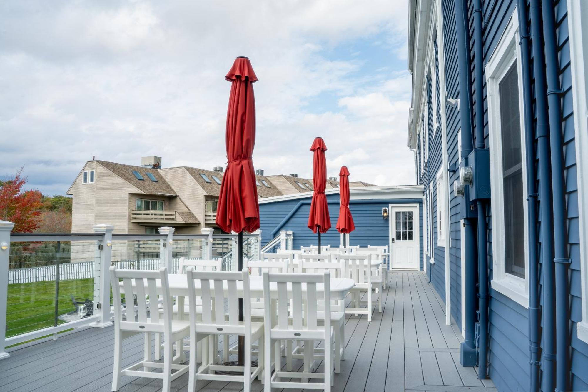 935 Ocean, A Beachside Inn Хэмптон Экстерьер фото