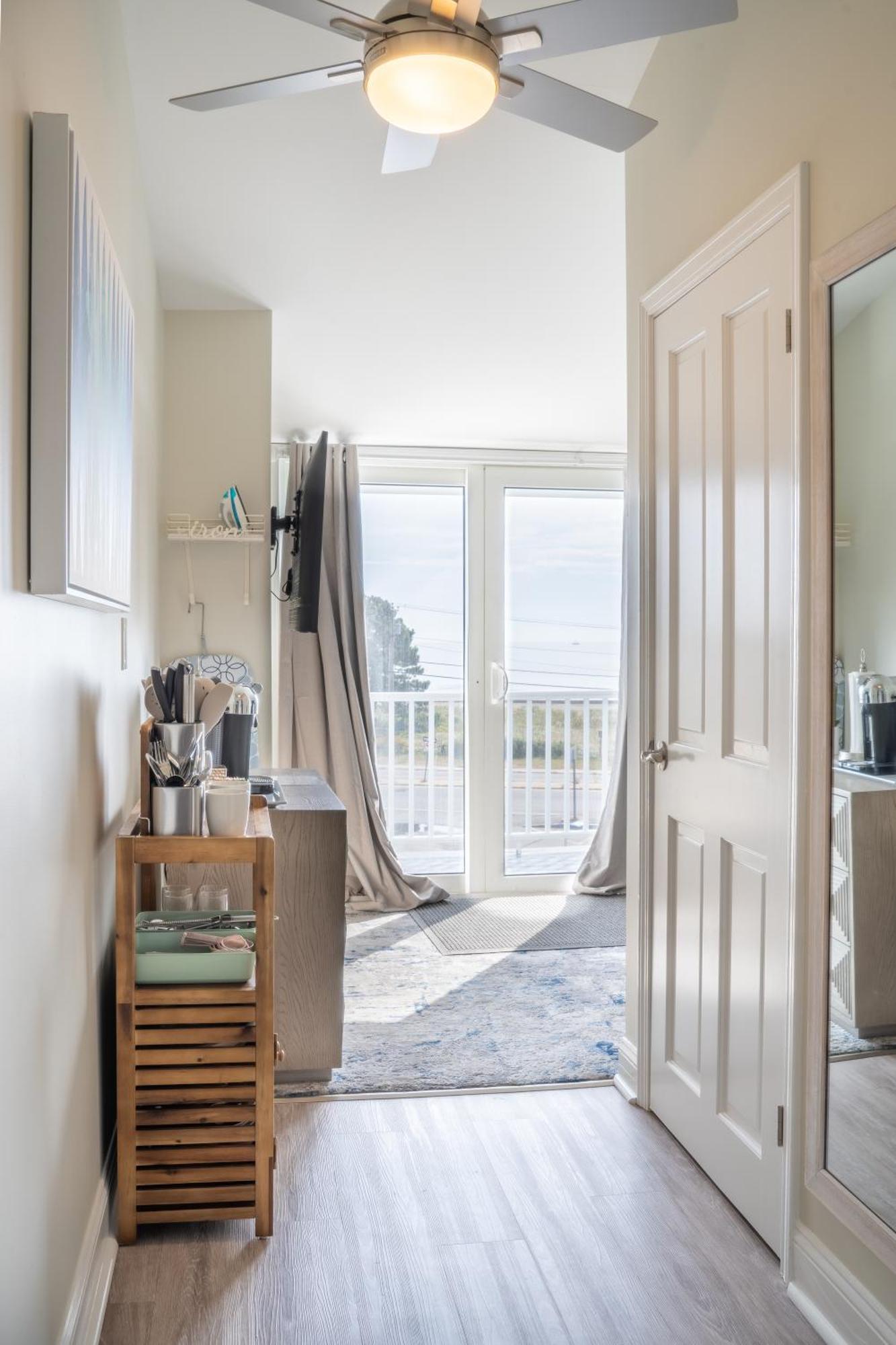 935 Ocean, A Beachside Inn Хэмптон Экстерьер фото