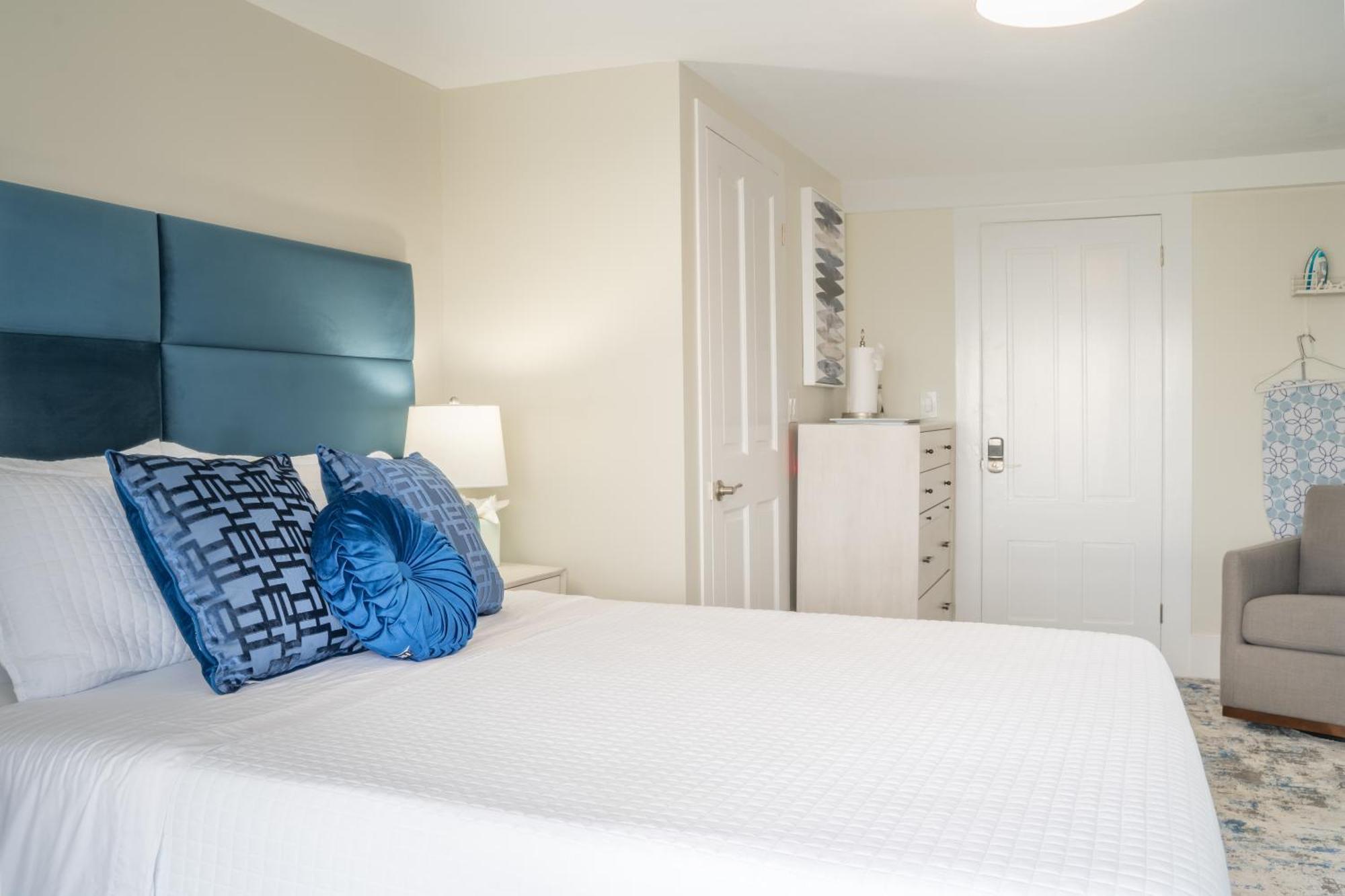 935 Ocean, A Beachside Inn Хэмптон Экстерьер фото