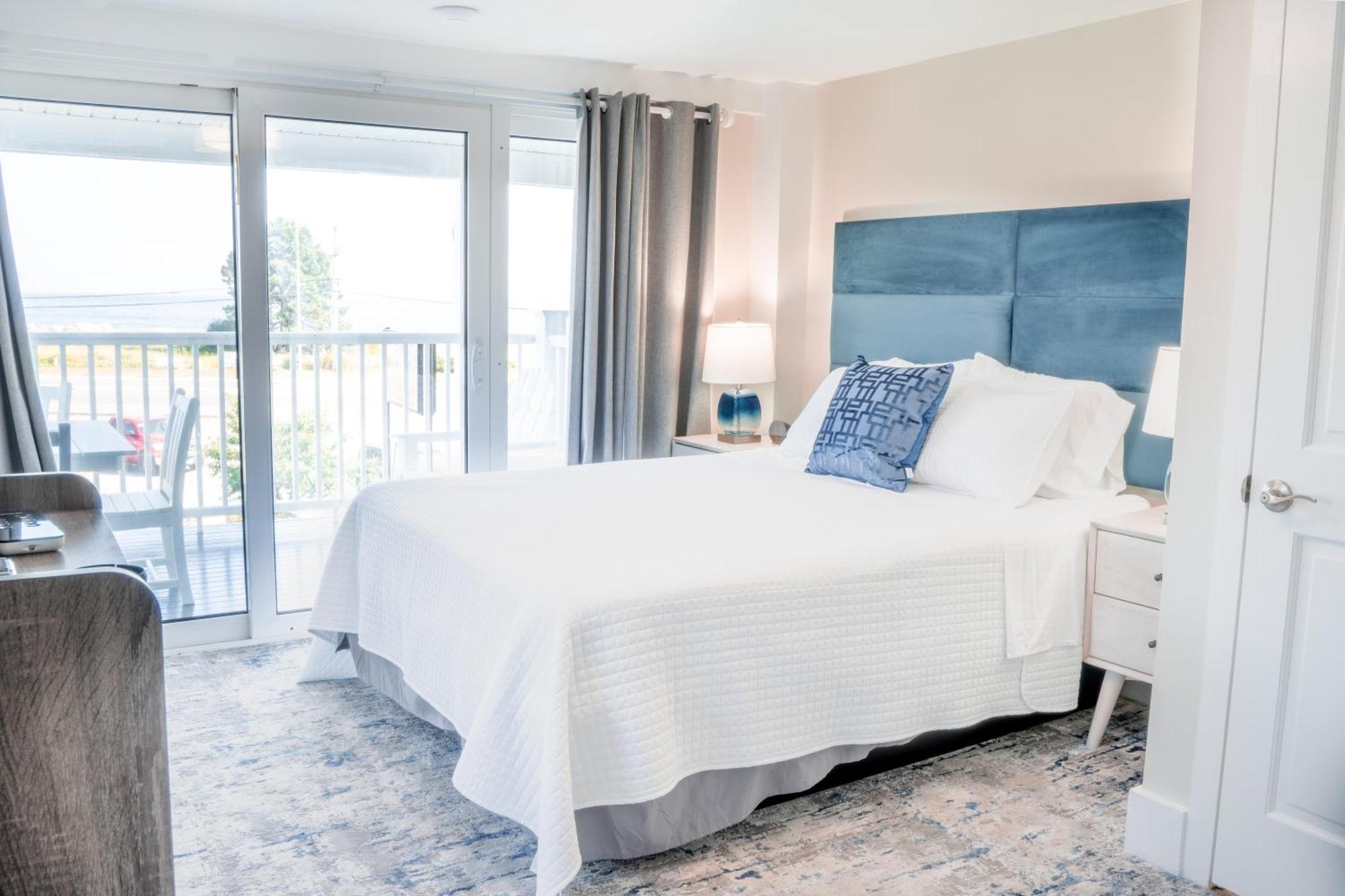 935 Ocean, A Beachside Inn Хэмптон Экстерьер фото